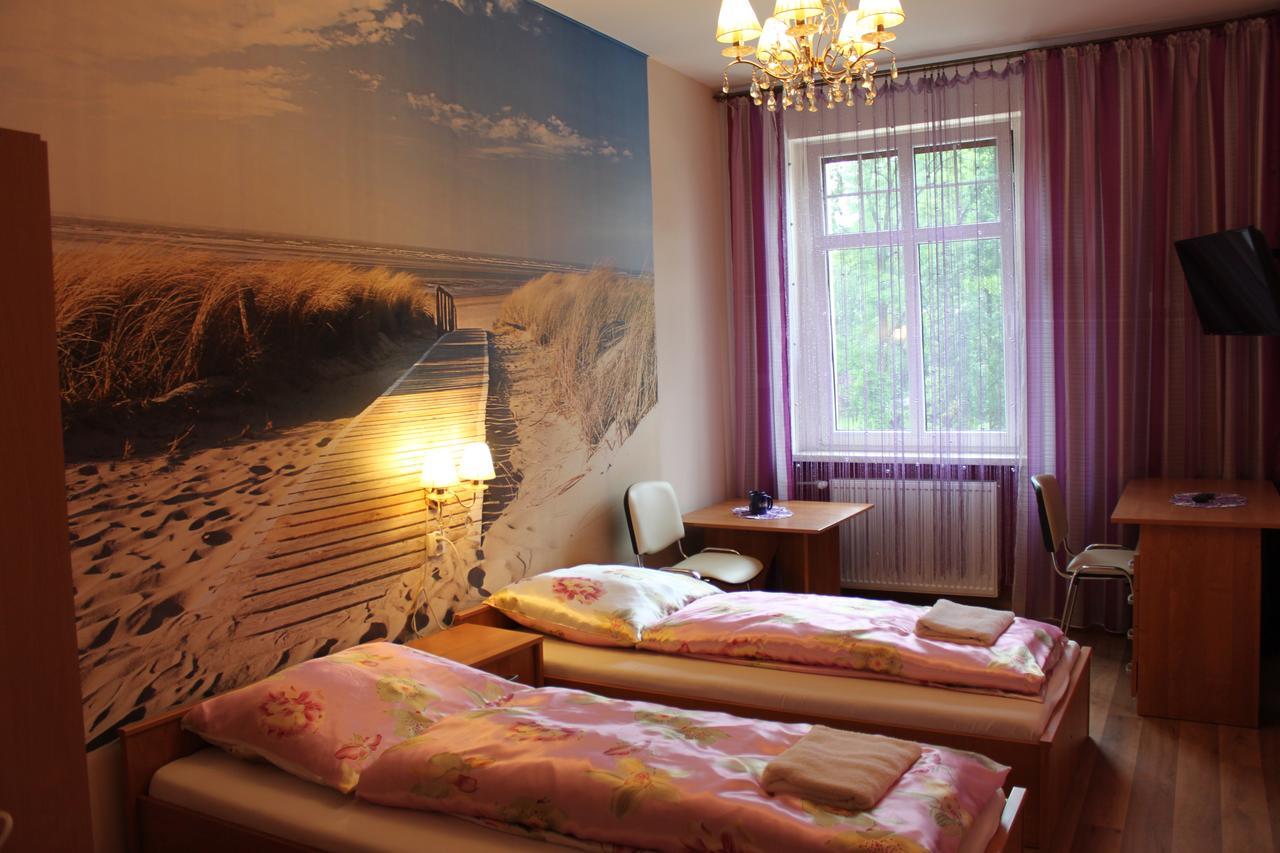 Palac Ogrodowa Tarnowskie Góry Extérieur photo