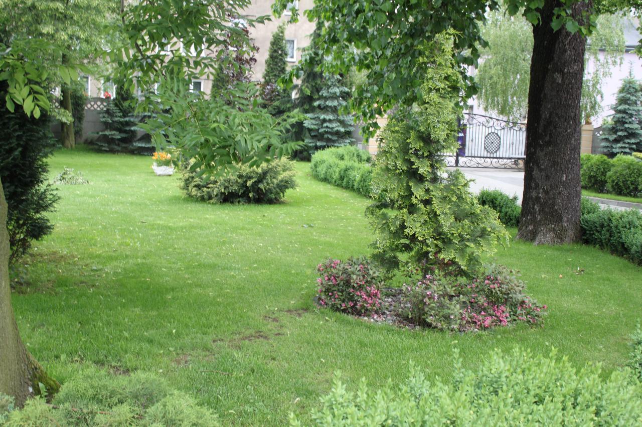 Palac Ogrodowa Tarnowskie Góry Extérieur photo