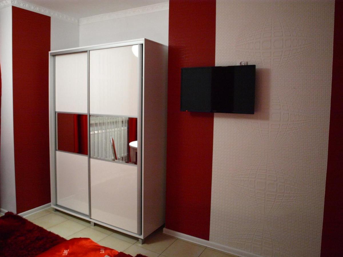 Palac Ogrodowa Tarnowskie Góry Chambre photo